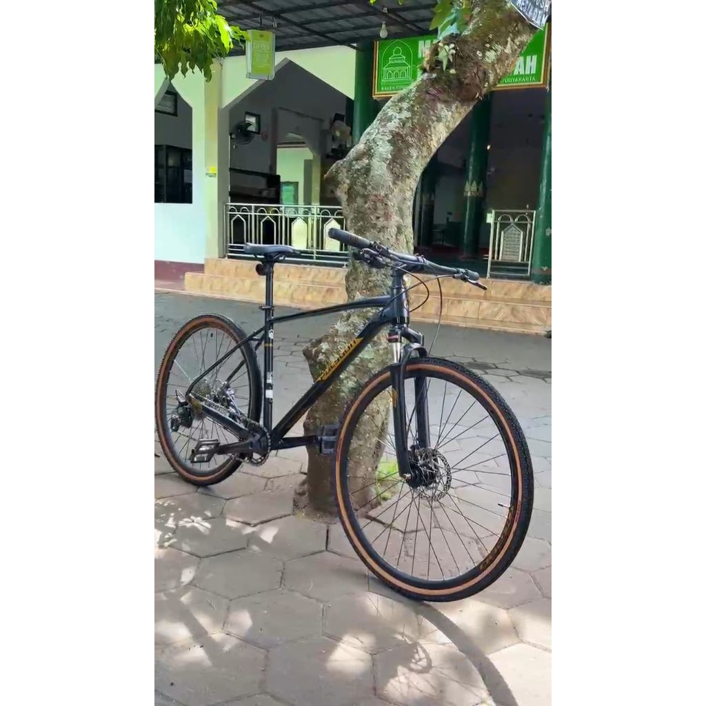 Polygon heist x7 Size XL 700c (sepeda hybrid bekas)