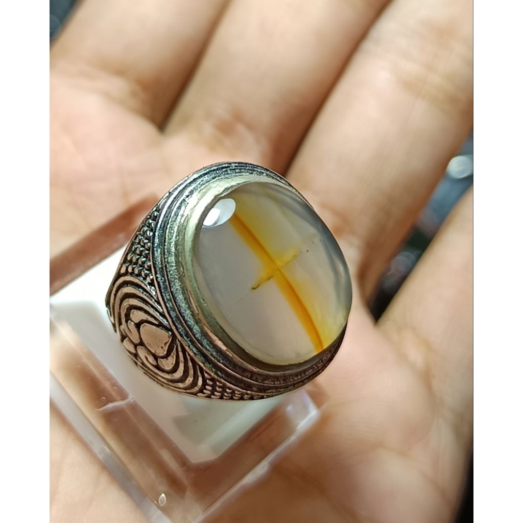 Cincin Akik Tapak Jalak Kristal
