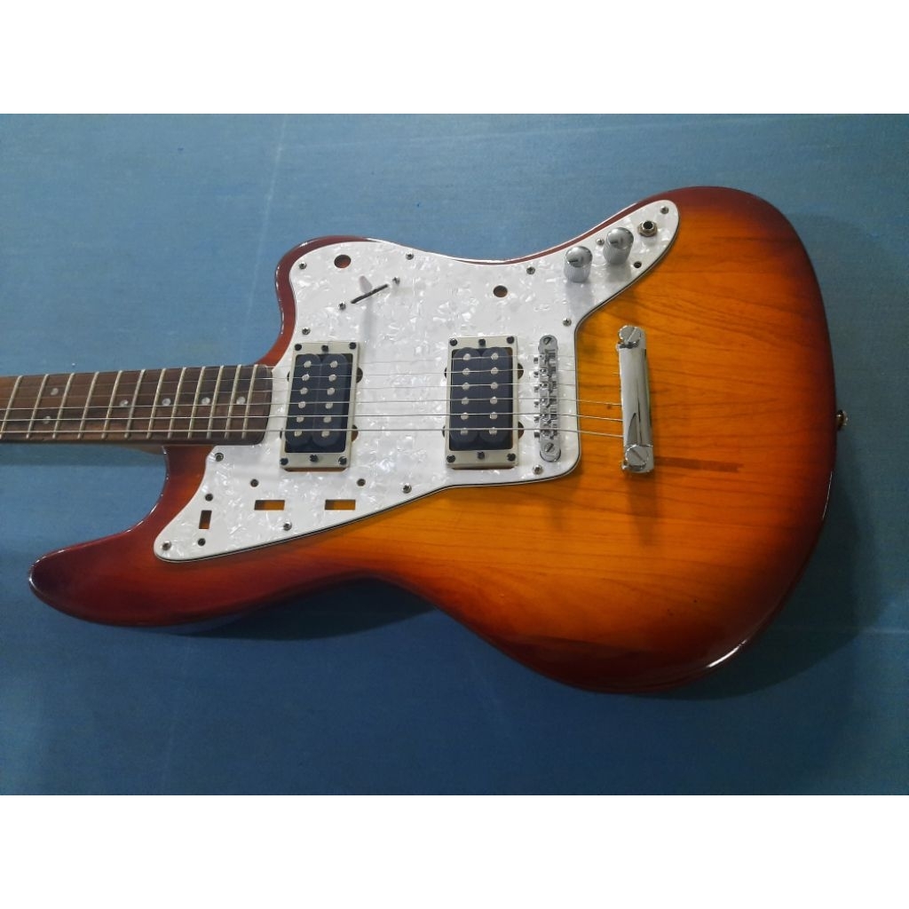 gitar fender jaguar custom