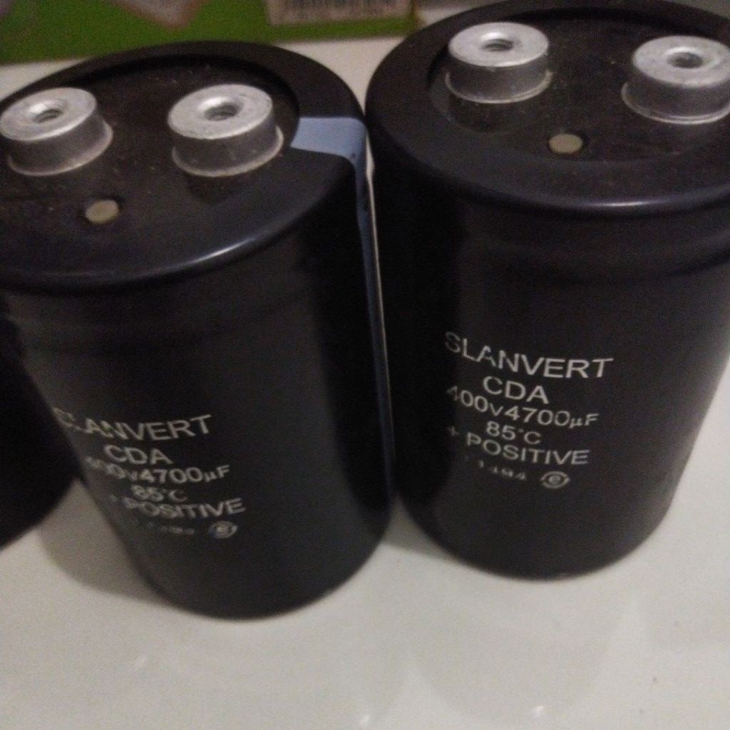 Elco Slanvert 400 V 4700uf