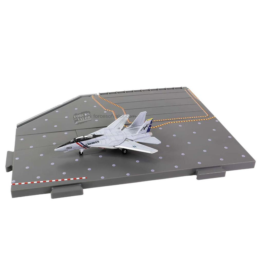 Forces of Valor 1/200 CVN-65 Enterprise deck + 4' Legendary F-14 Tomcat series Section #C deck + F-1