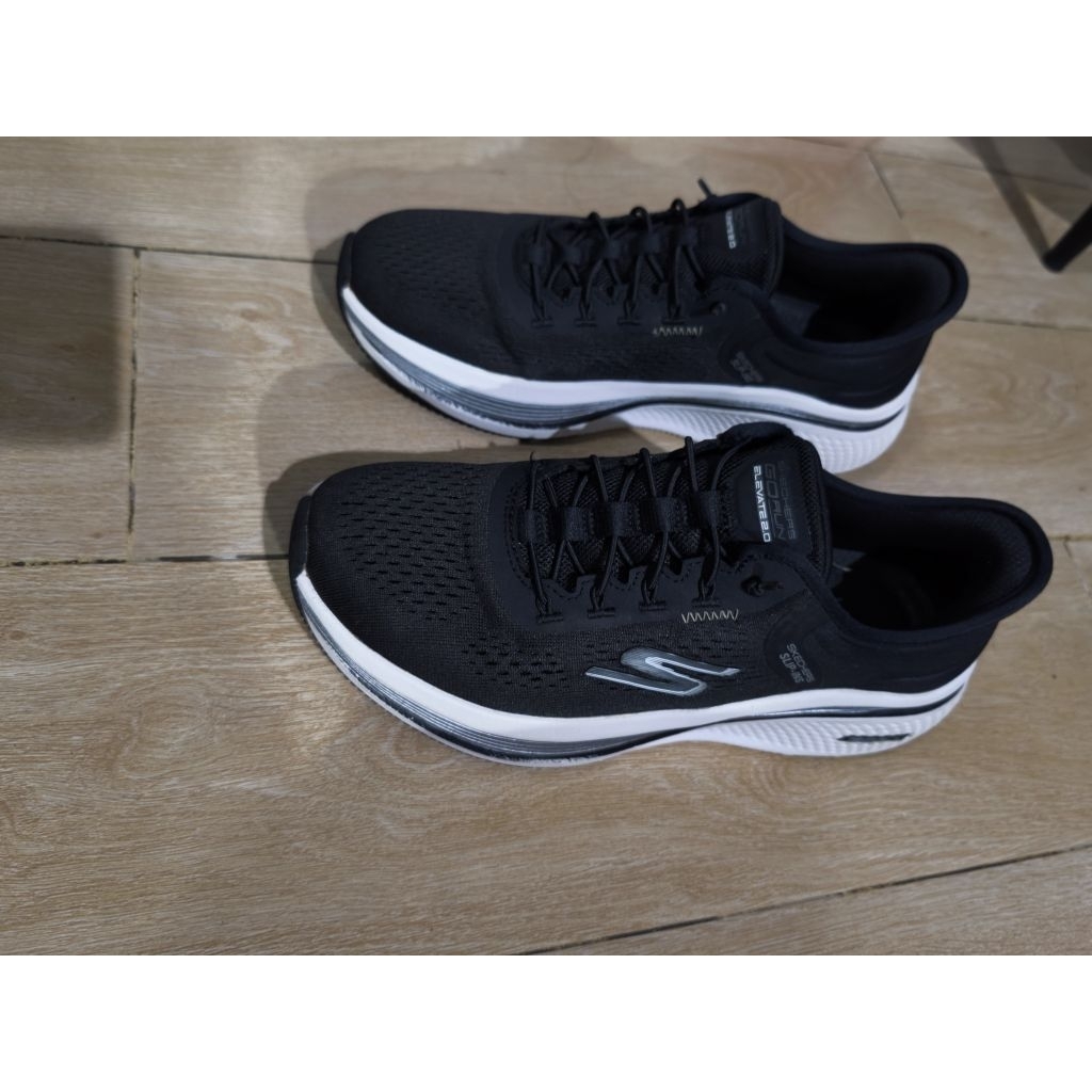 Skechers Go Run Elevate 2.0 - Black