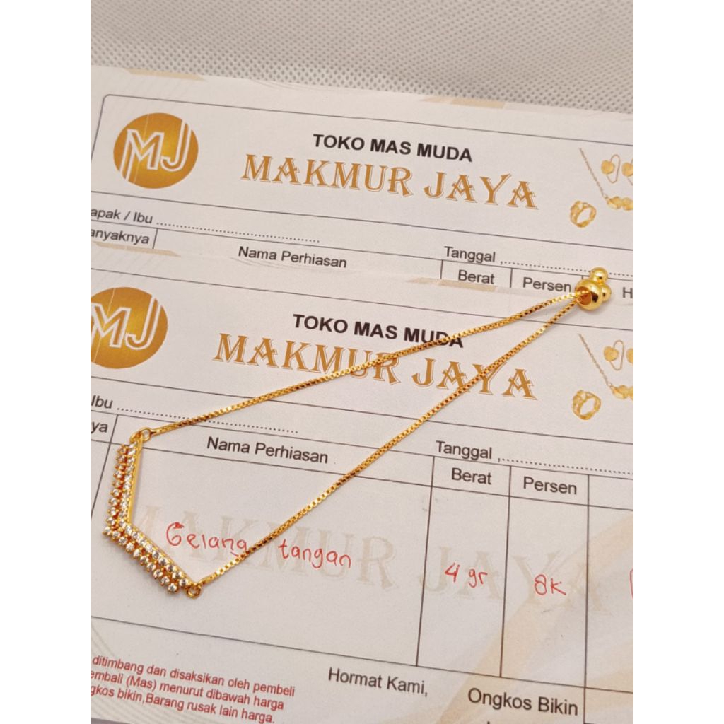 gelang tangan model serut puji yg elegan bersurat emas muda 8 bisa di jual kembali