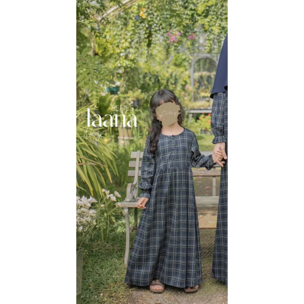 Ditsy maret little tana navy size 3