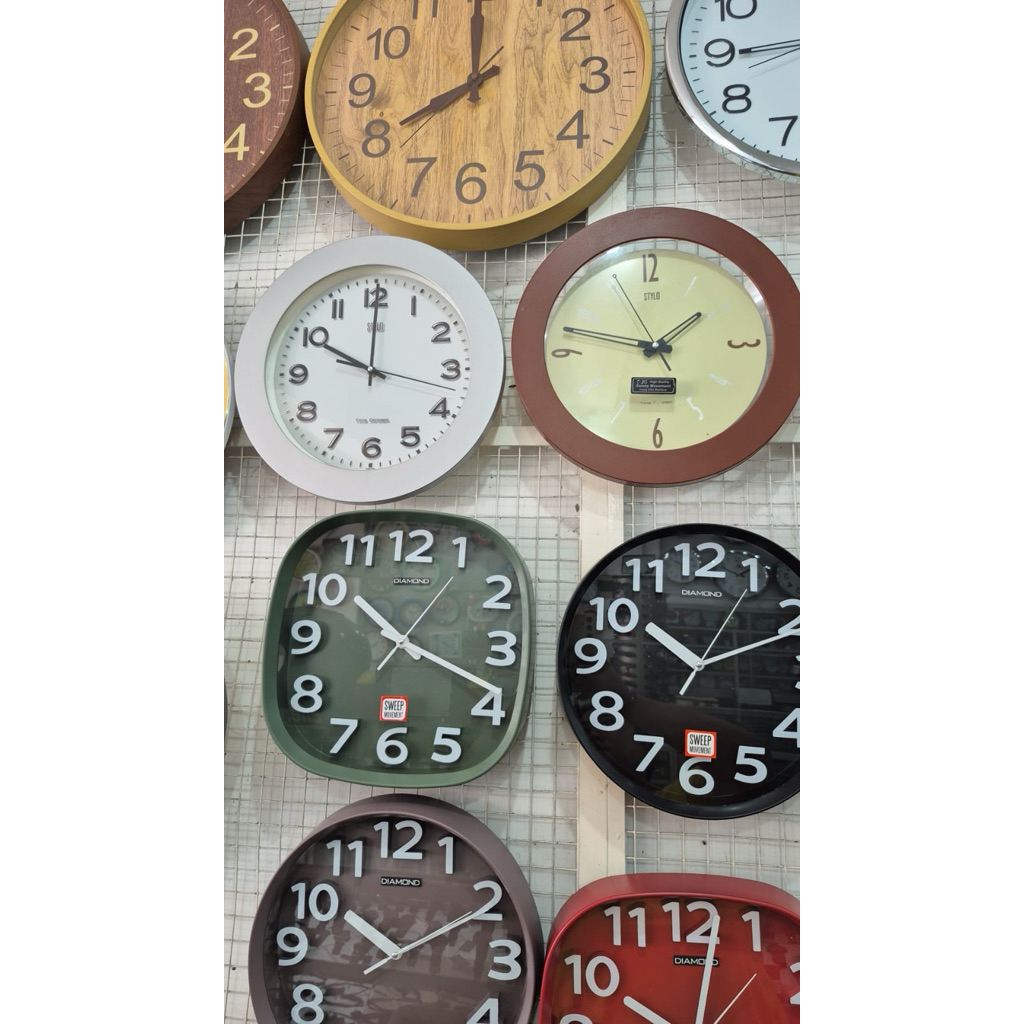 PELUNASAN JAM DINDING STYLO 3252-17