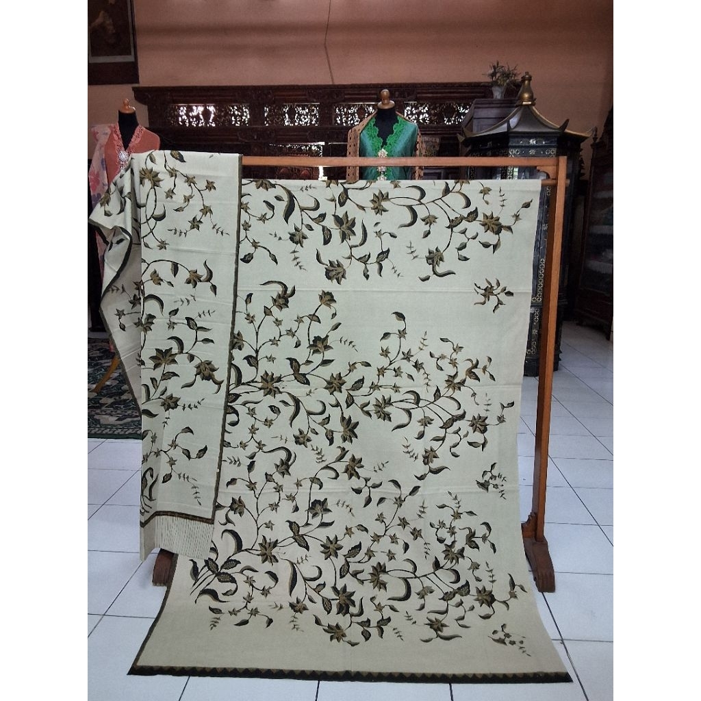 Kain Panjang Batik Tulis Lawasan/Kain Batik Tulis Lawasan/Kain Batik Tulis/Kain Batik Tulis Klasik/K