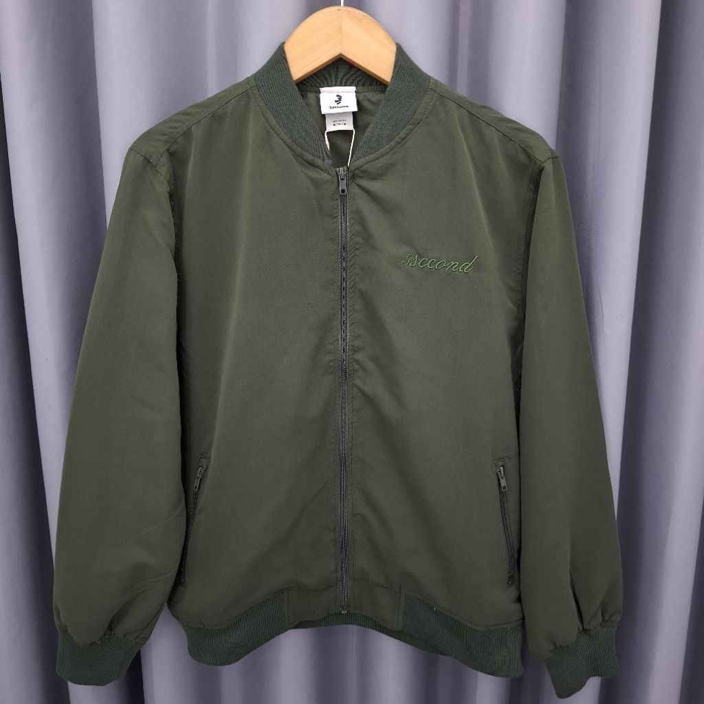3Second Jaket Bomber Pria Regular Fit Polyester Twill Cosmo Original 010326
