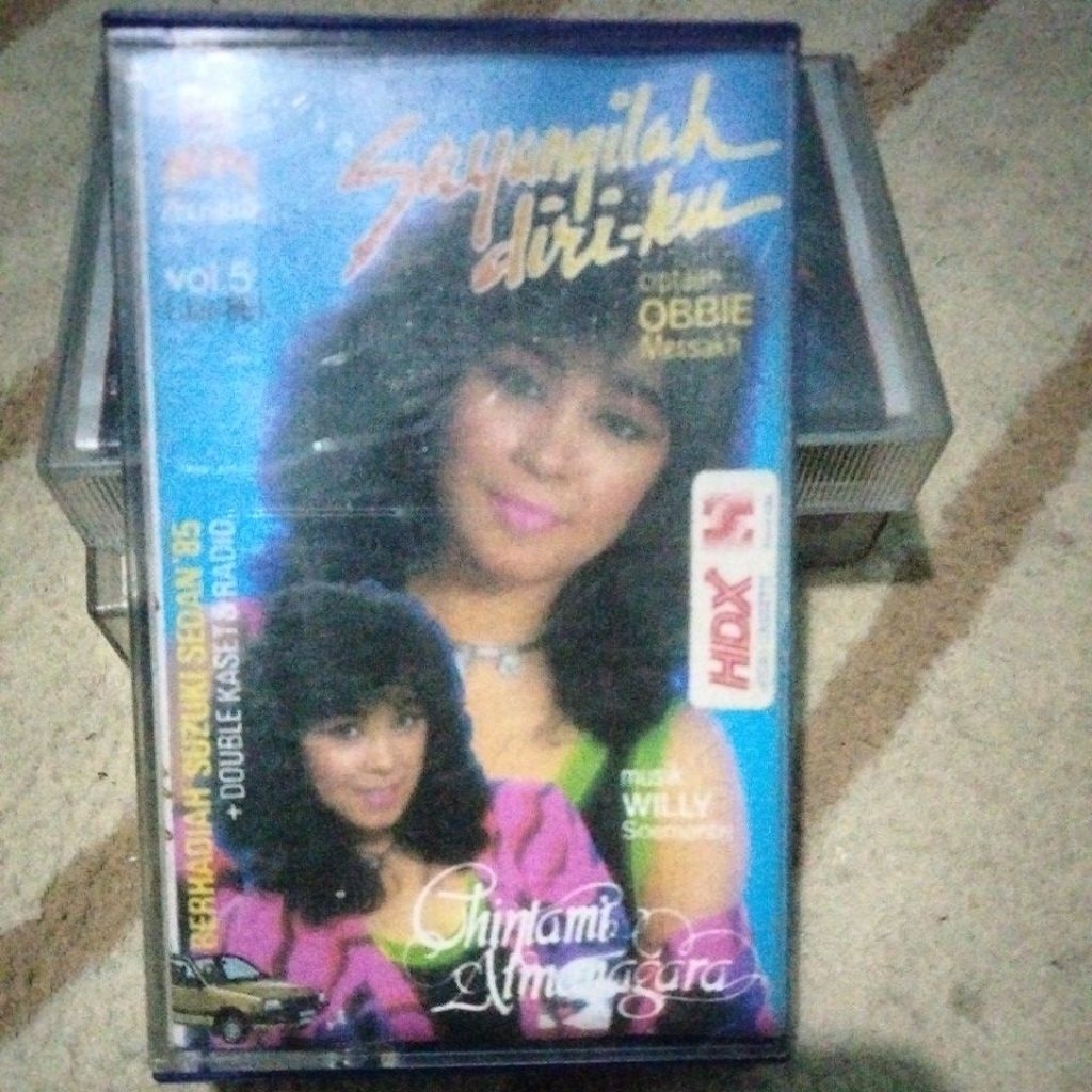 kaset pita full box original"Chintami Atmanegara"