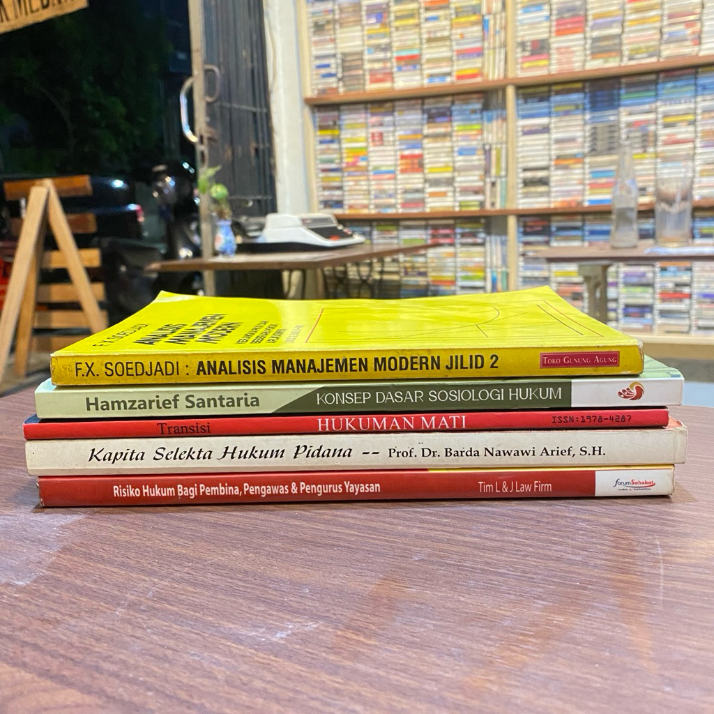 Cloudy Charcoal - Sucia Ramadhani | The Outcast - Okky Madasari | Negara Dalam Rancangan Tuhan - Sau