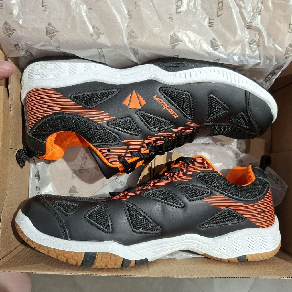 Sepatu Badminton Carlton Hitam Orange Badminton Shoes Carlton Black Orange
