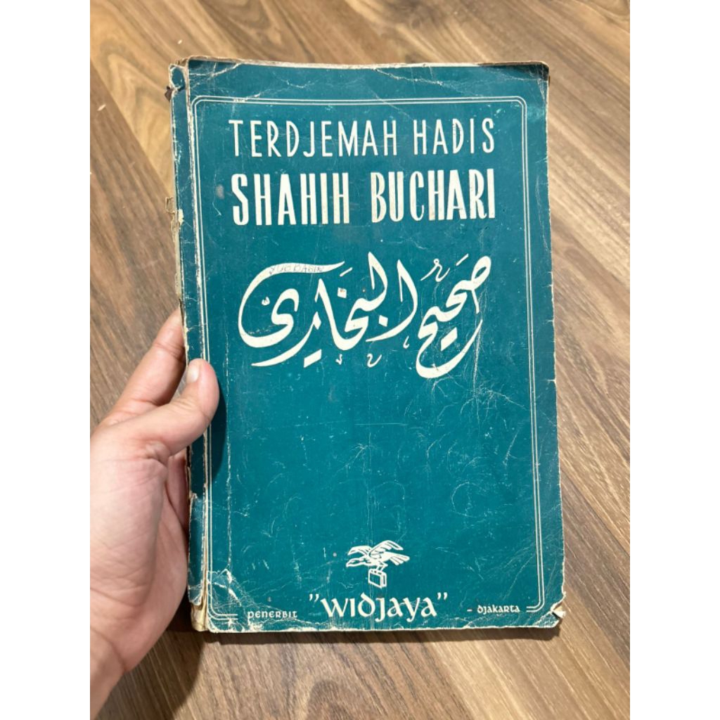 Buku TERDJEMAH HADIS
SHAHIH BUCHARI
