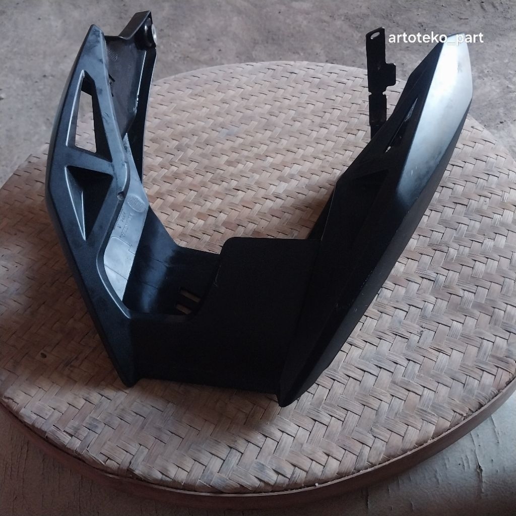 UNDER COVER COWL PELINDUNG MESIN UNDERCOWL HONDA CB 150R LED V2 TAHUN 2016-2017 ORIGINAL ORI SINIL