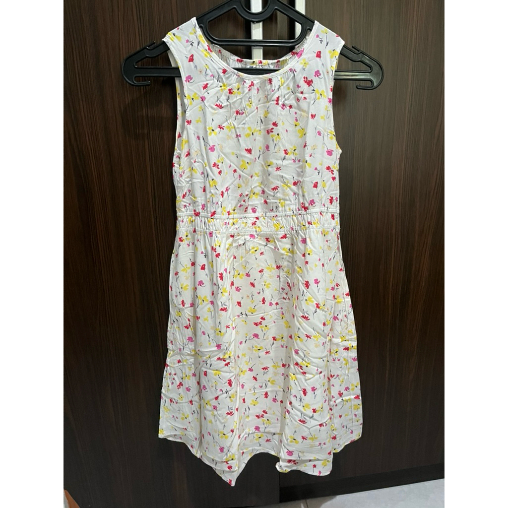 Preloved Uniqlo dress 9-10 years