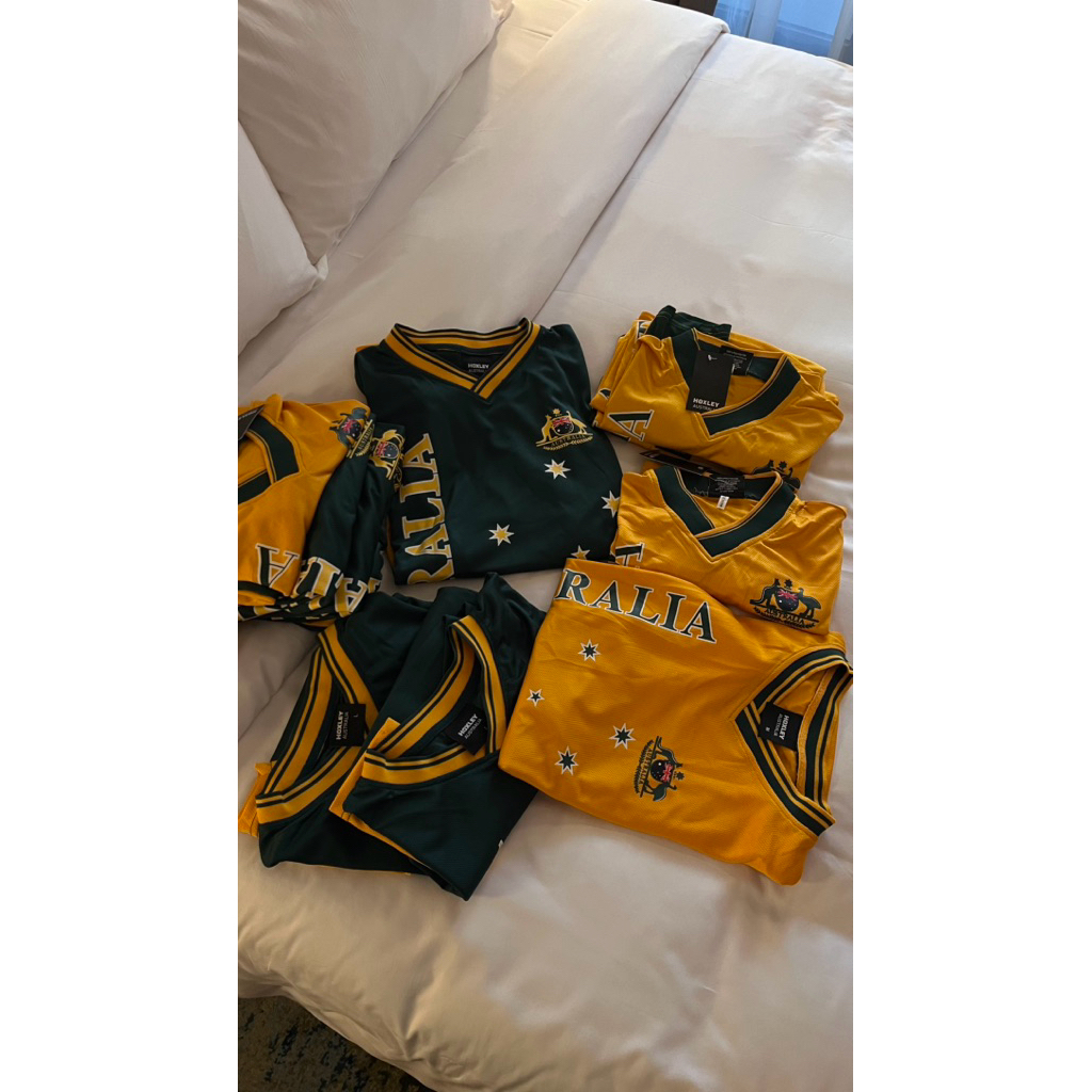 australia official jersey (home / away)