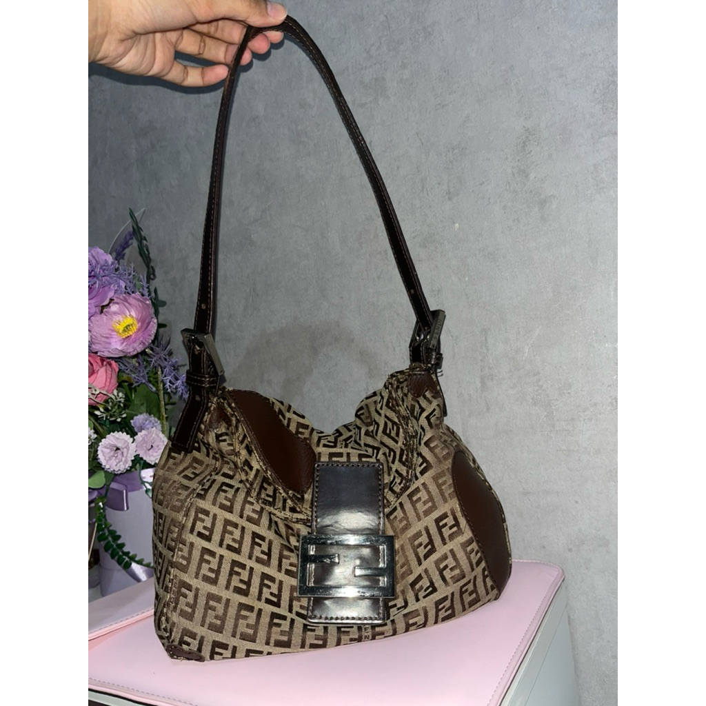 Fendi Baguette Mamma