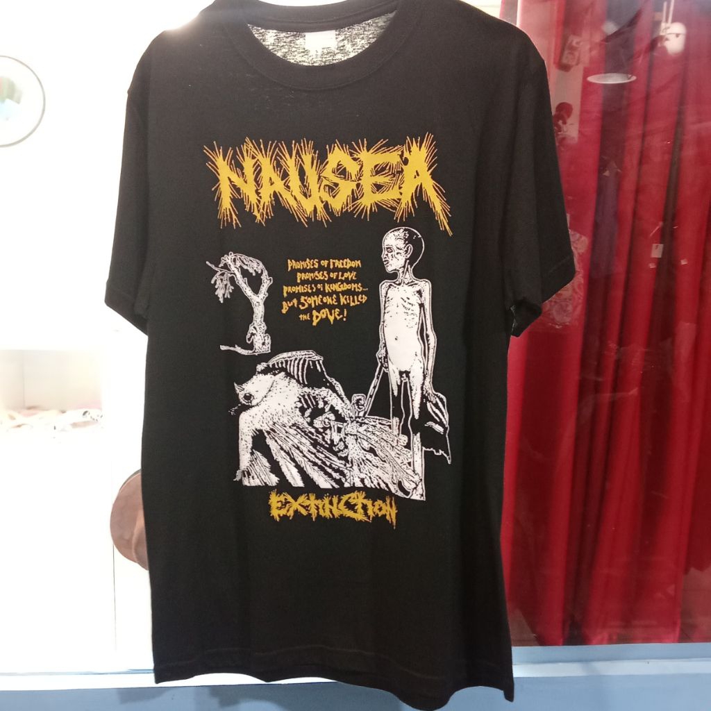 Nausea Extincion T-shirt
