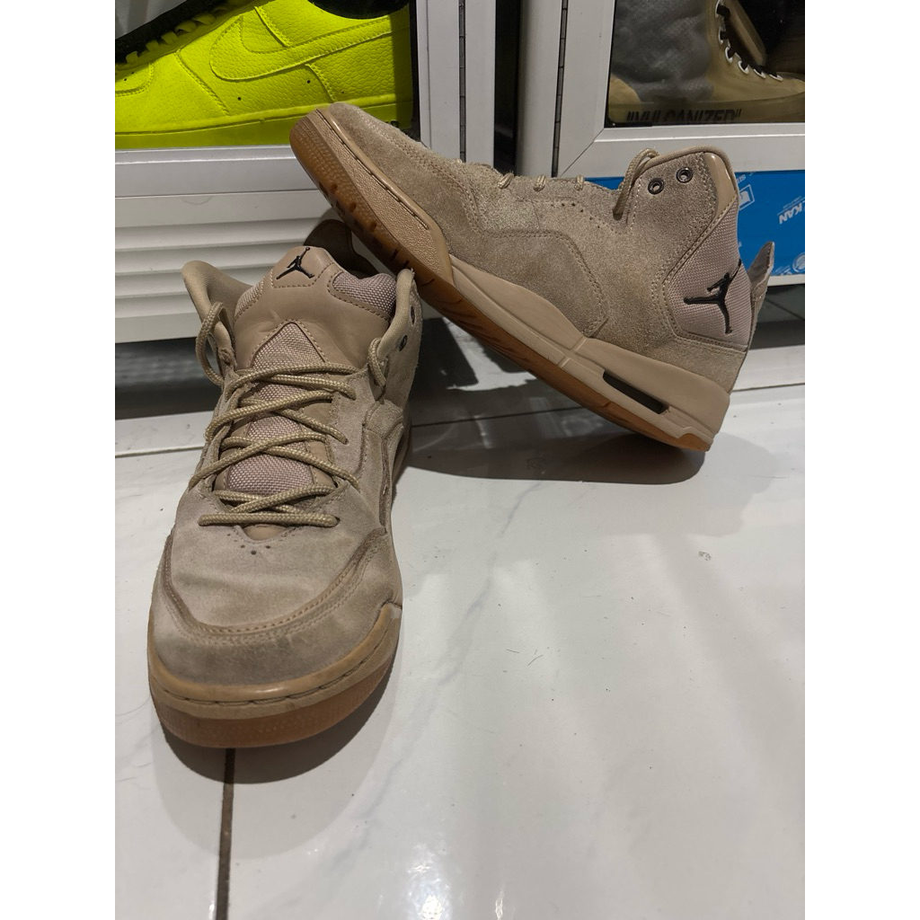 Jordan Courtside 23 “Desert Gum” size 43/27.5cm