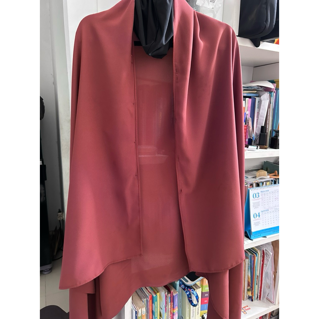 Preloved Pastan Zidni Uk Midi Cinnamons Kancing Mazen