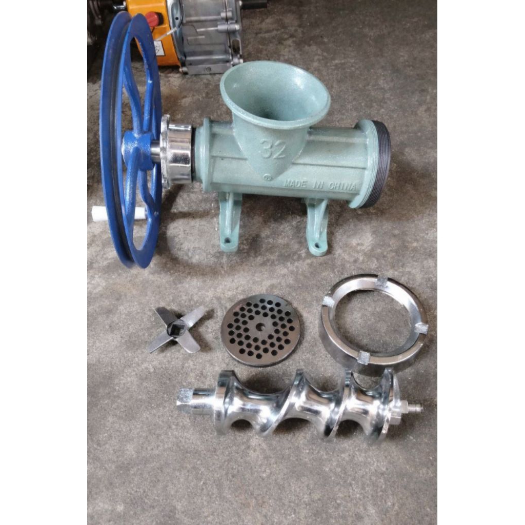 Gilingan Daging no 32 manual