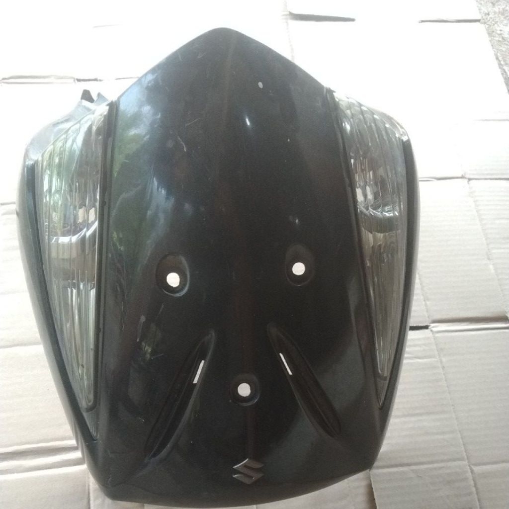 cover tameng depan suzuki spin bekas