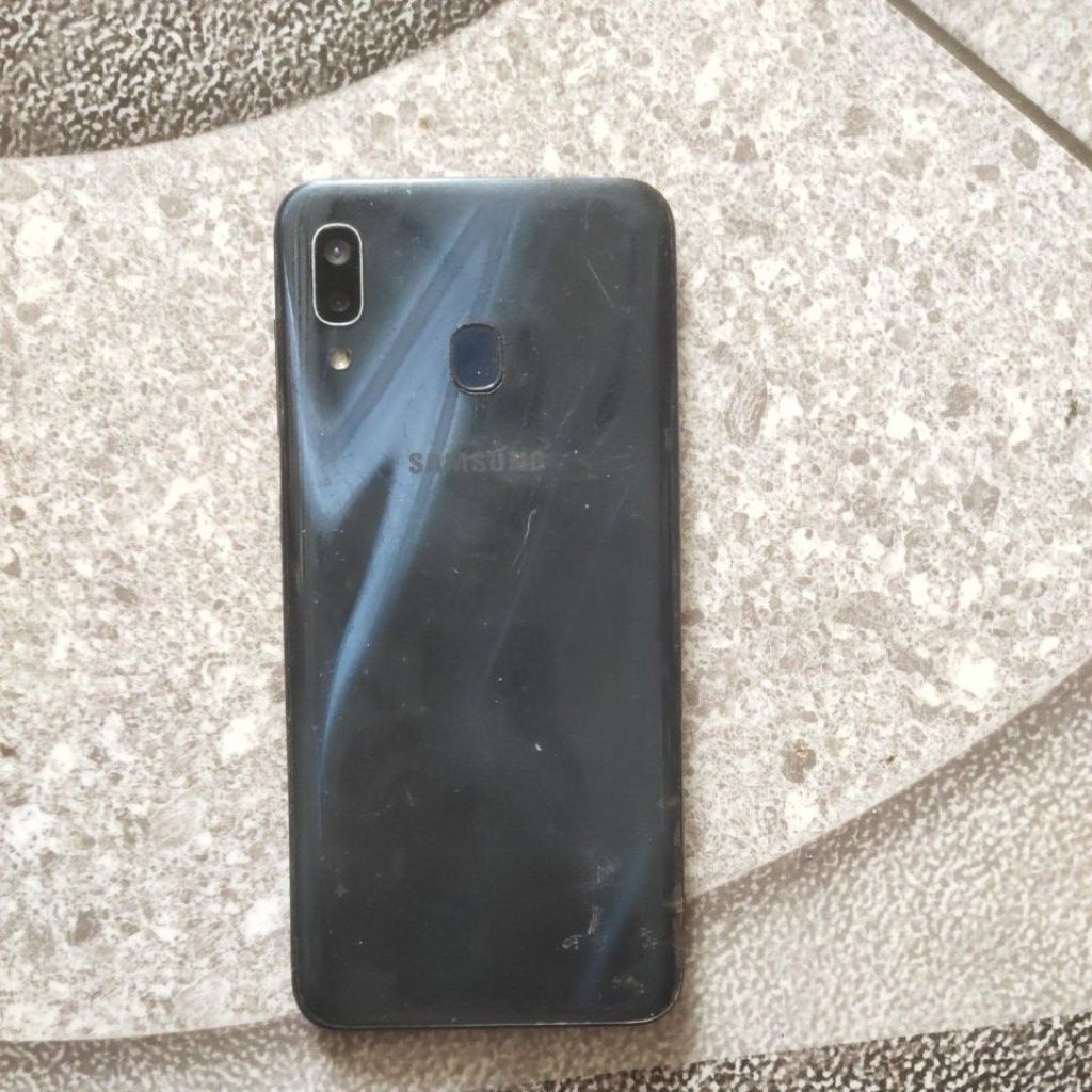 Samsung a20 minus lcd minta ganti