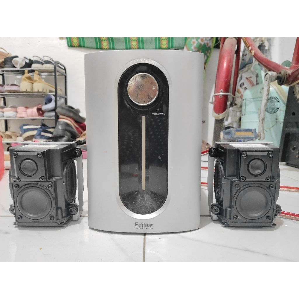 Speaker Copotan Harman Kardon Genie 2 combo subwoofer aktif edifier r323