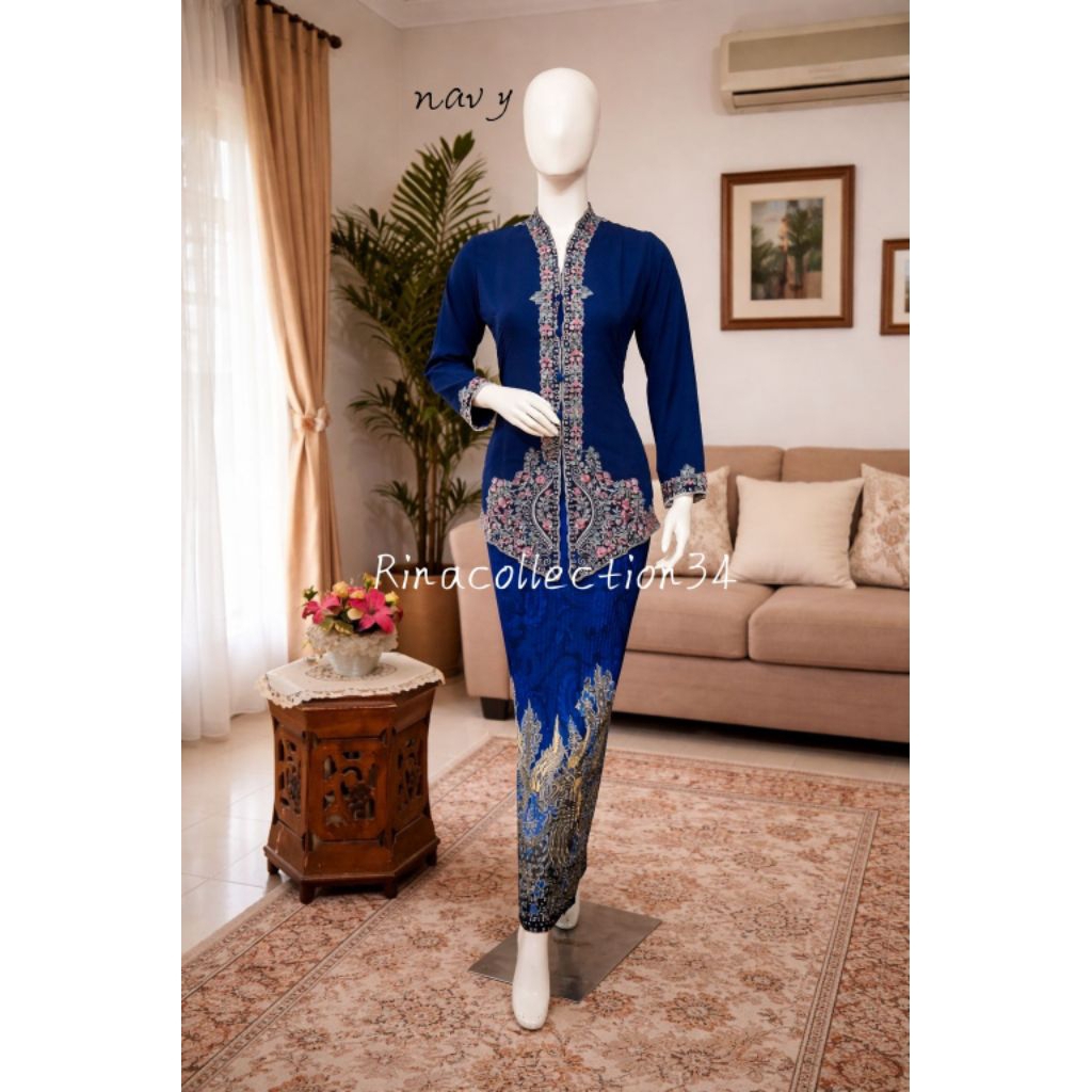 Kebaya. Kebaya encim. Kebaya encim azura pola. Kebaya encim bordir. Kebaya bordir. kebaya panca warn