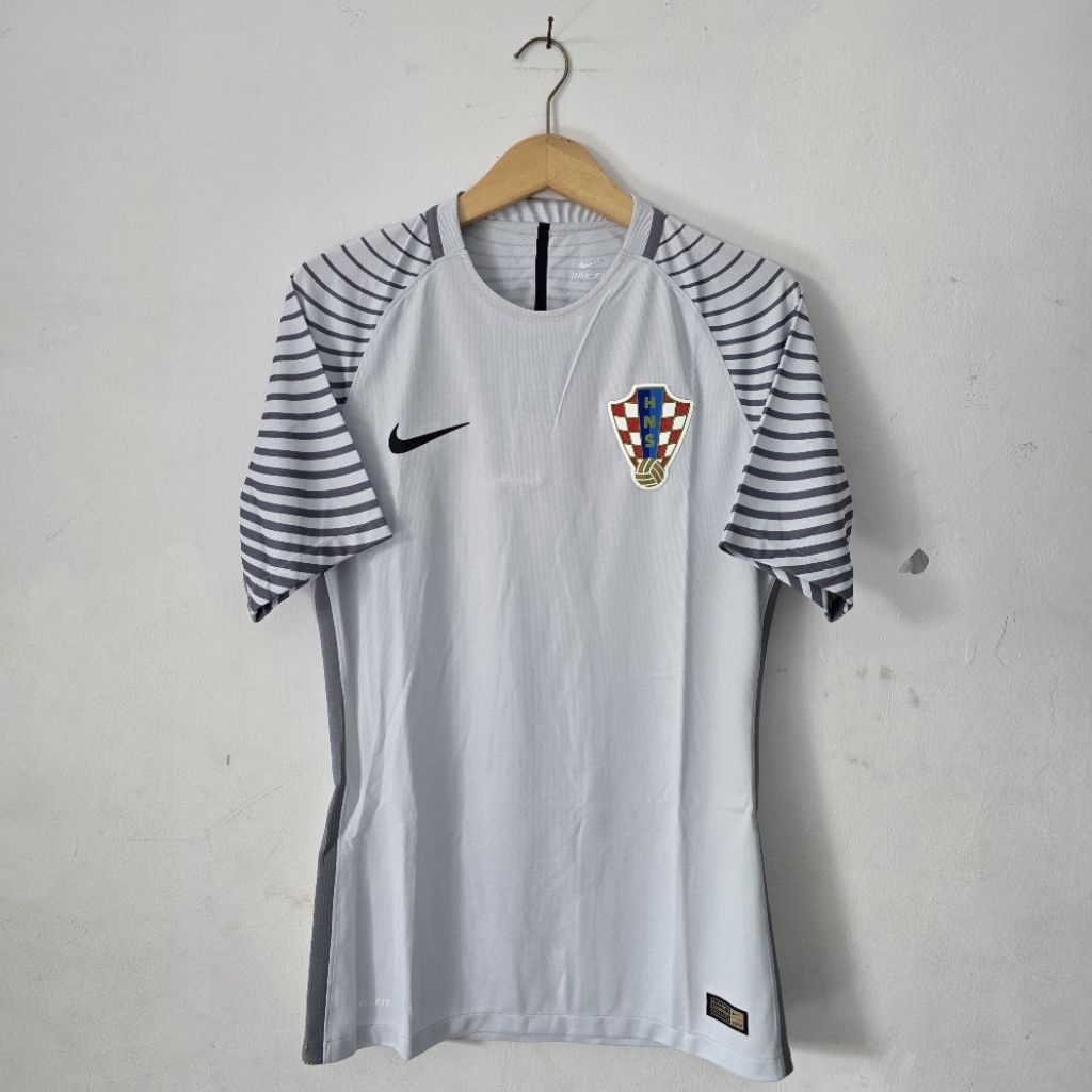 CROATIA KROASIA 2016 THIRD MATCH GOALKEEPER MEN'S DRI FIT FOOTBALL AUTHENTIC PLAYER ISSUE SHORT SLEE
