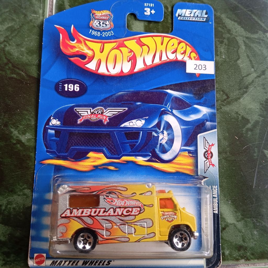 hot wheels hotwheels ambulance final run kuning