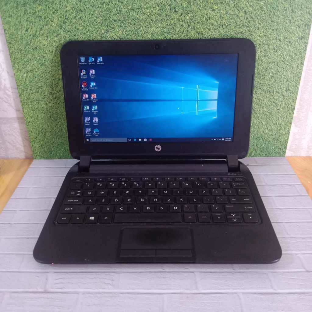 Notebook HP Pavilion 10, Amd A4-1200, Ram 2/320 Gb, Amd Radeon Hd 8180, Mulus, Like New, Udah bisa b
