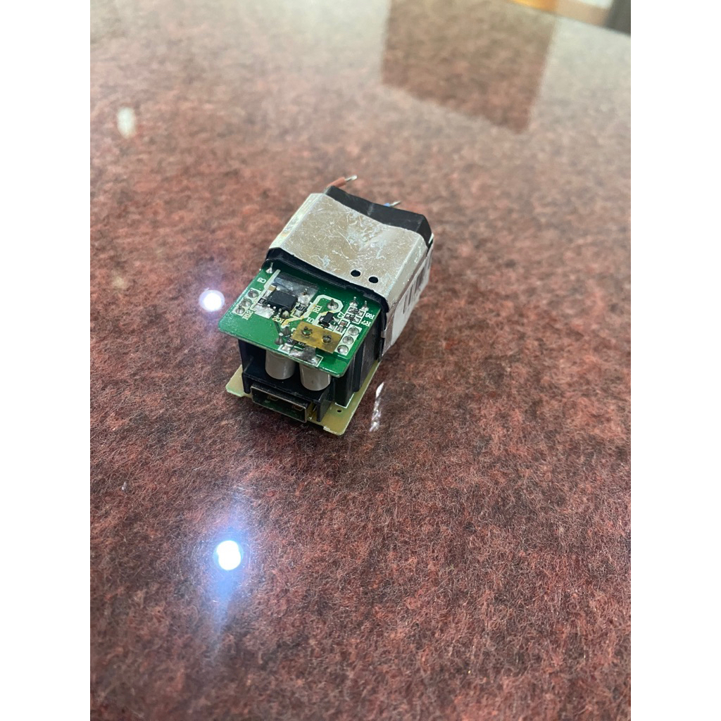 AC 220V to DC 5V Adaptor 2A
