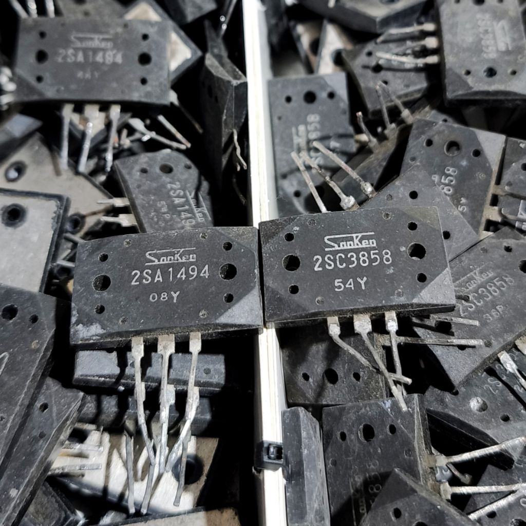 SANKEN A1494 C3858 Original Transistor SA1494 SC3858 Cabutan