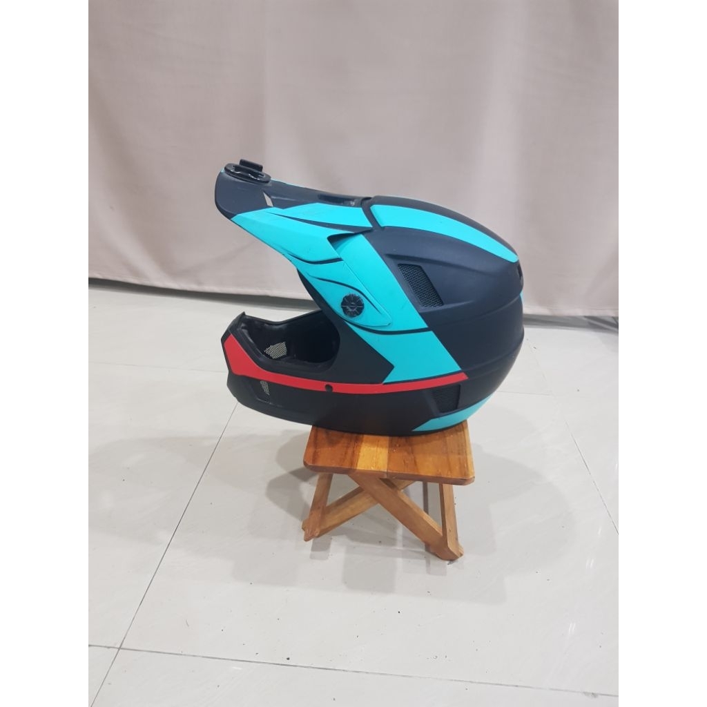 Helm Sepeda Downhill Polygon Original Second Ukuran M/L