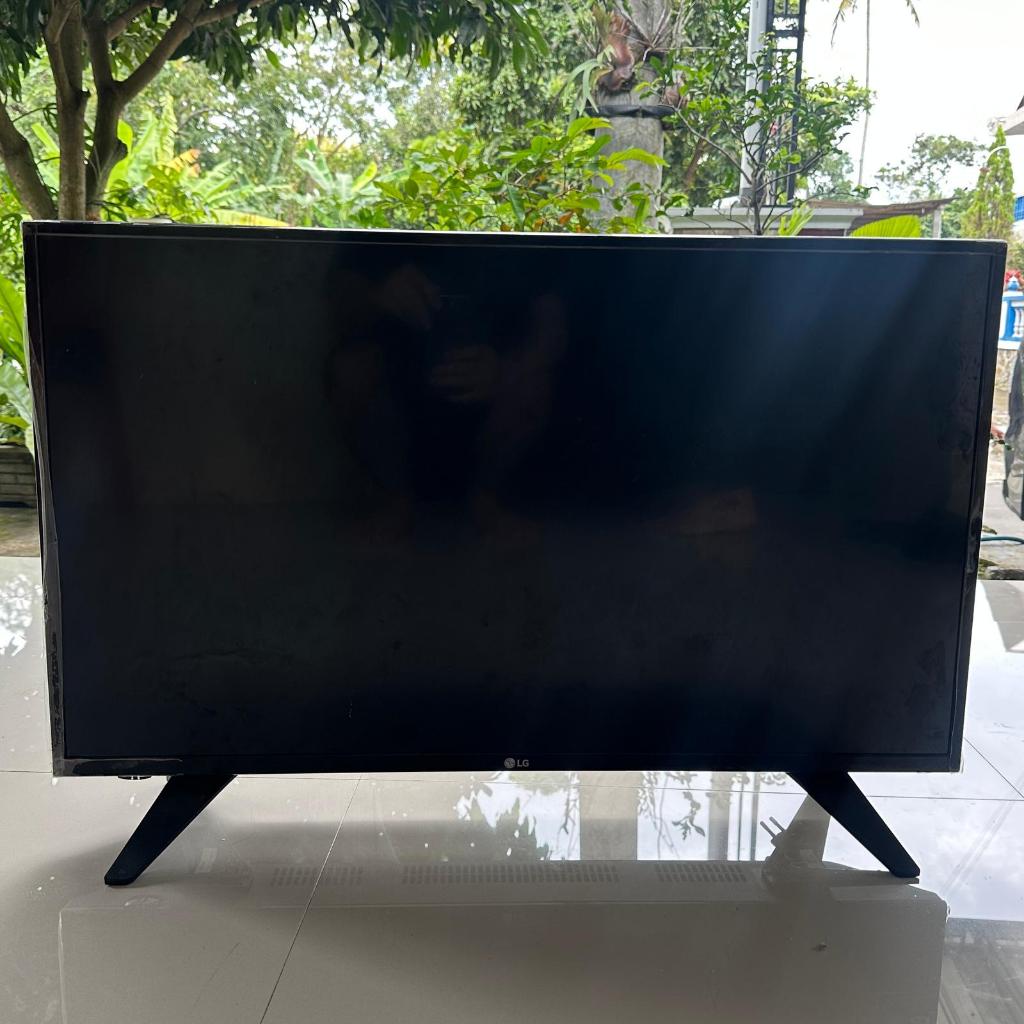 TV LG 32LH500D 32 inch (LCD & SPEAKER RUSAK) Tidak Pecah