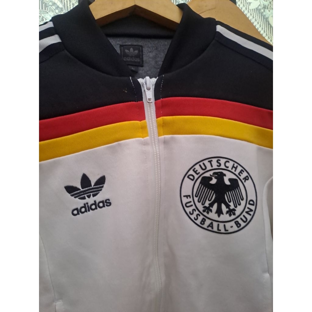PRELOVED tracktop ADIDAS FIFA deutchland ORI