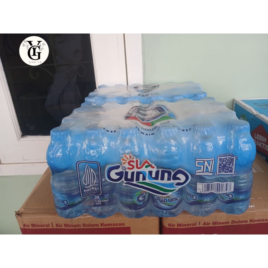 AIR GUNUNG AIR DALAM KEMASAN MERK GUNUNG SLA
