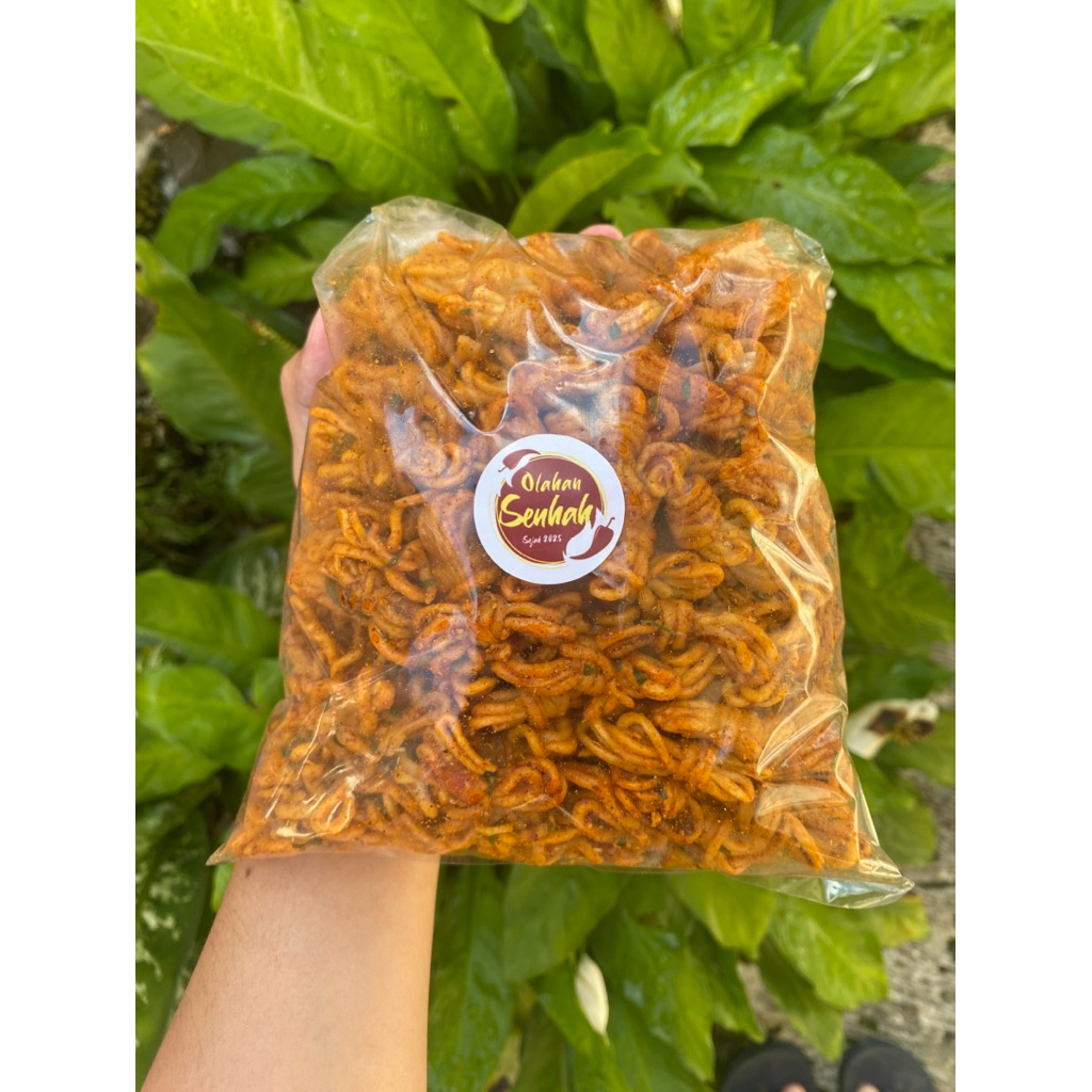 Mie gulung pedas daun jeruk 250gr - cemilan kiloan kriuk bumbu medok viral