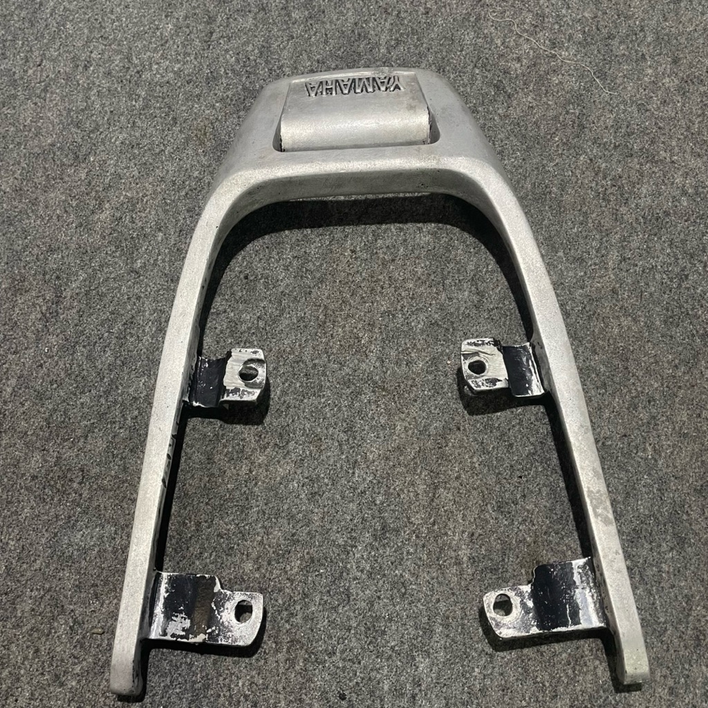 begel behel planger pegangan jok belakang yamaha fiz f1z se SE copy original lawas