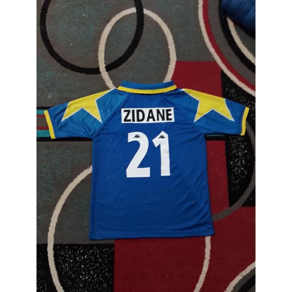 Jersey Juventus away 1997/1998, short sleeve version Zinedine Zidane #21 size L