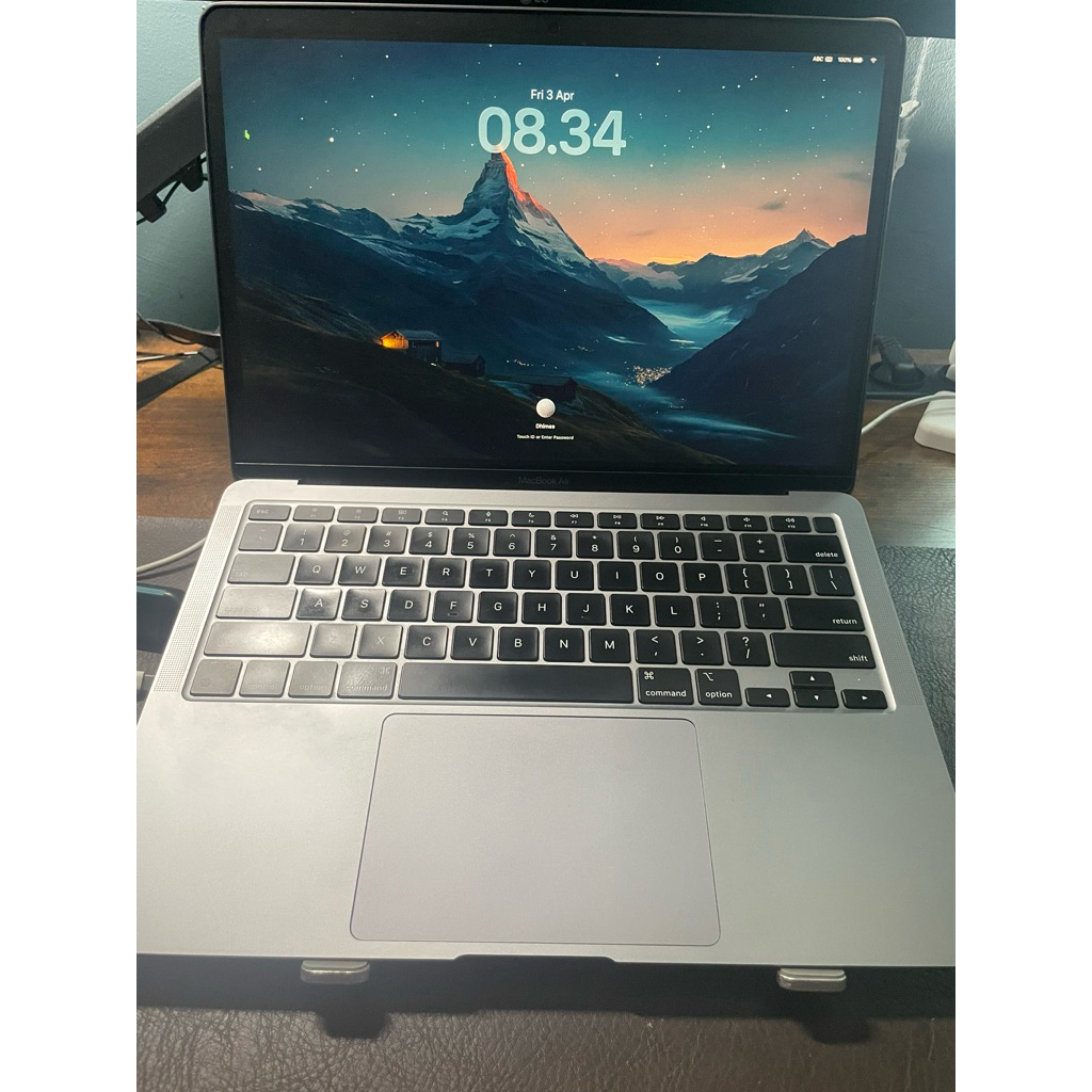 MacBook air m1 8/256 second