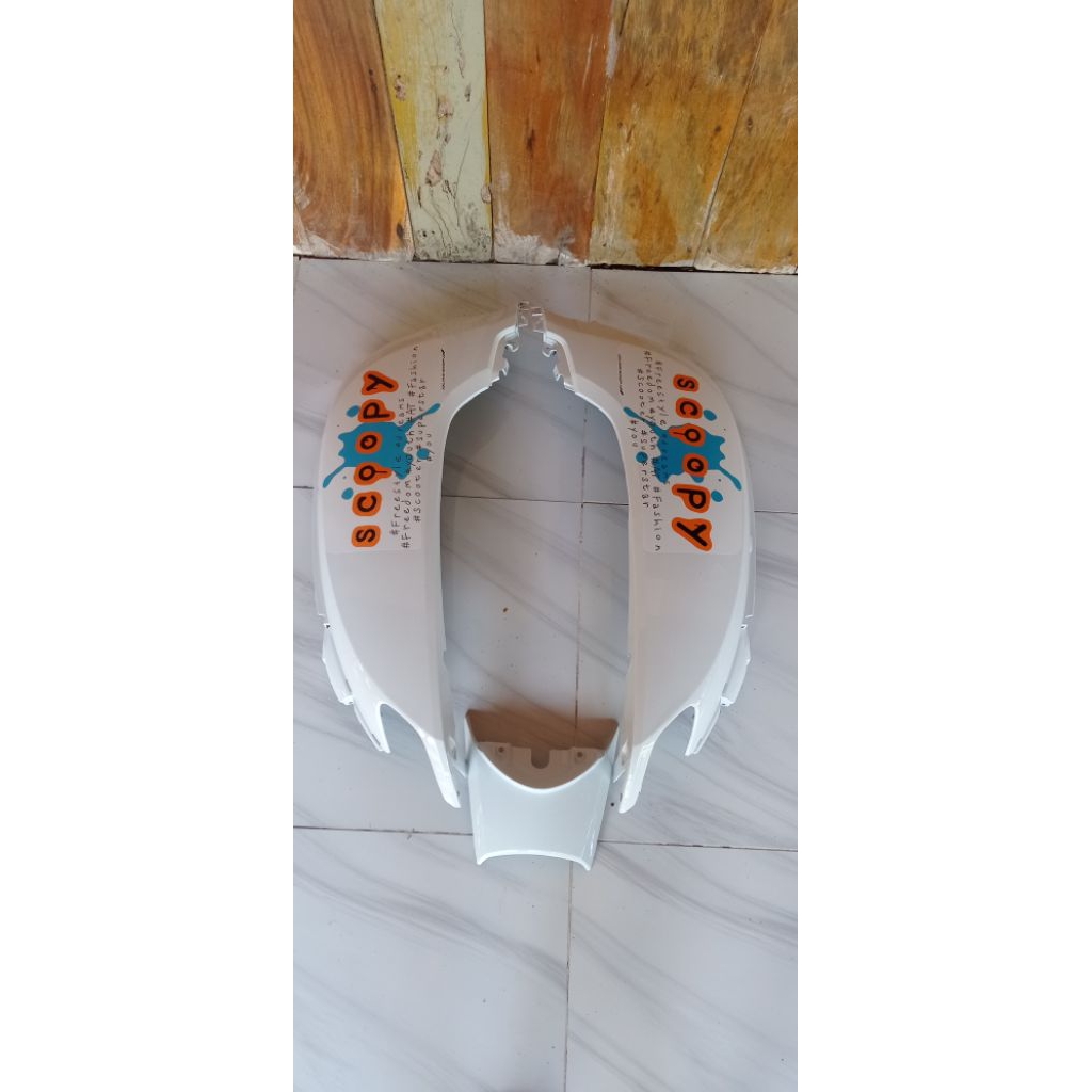cover body samping scoopy led thn 2017 - 2019