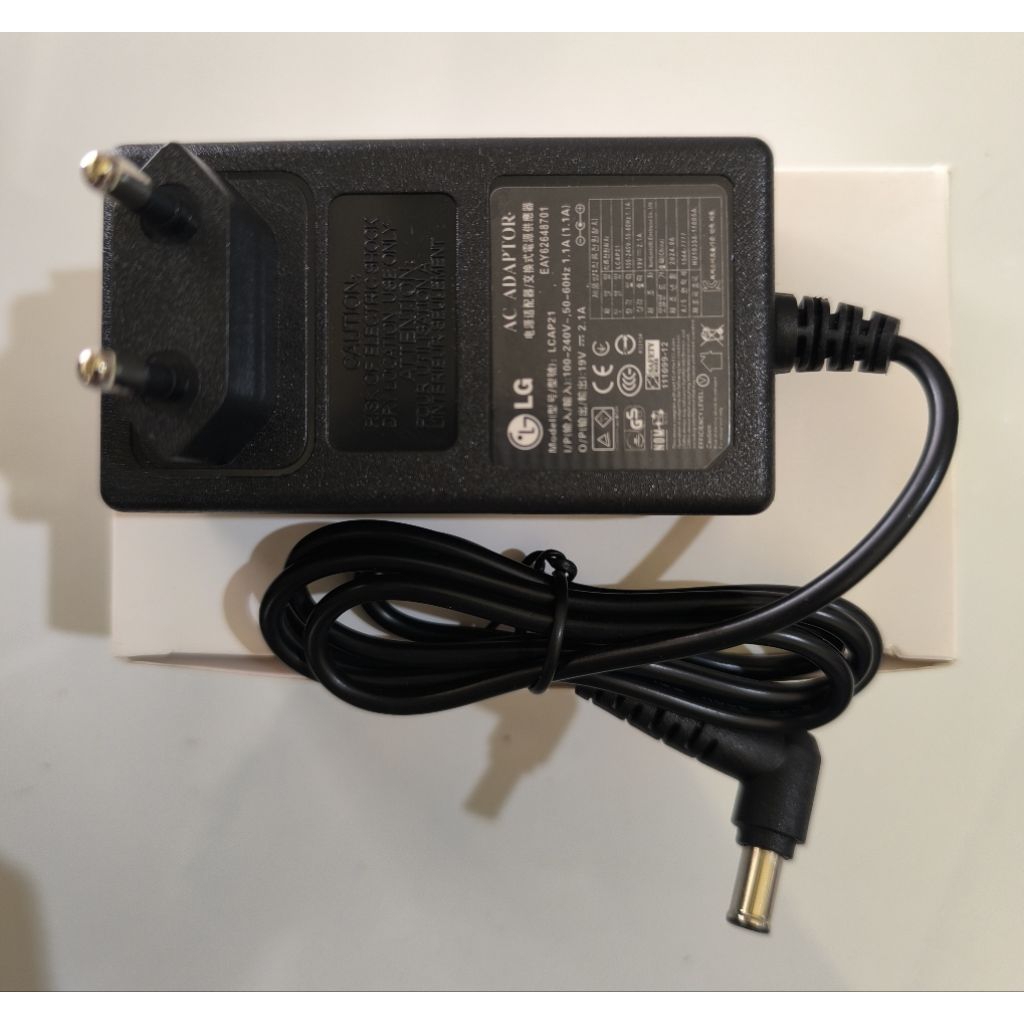 Adaptor LG 19V 2.1A Jack 6.5x4.4mm Adaptor Monitor LG