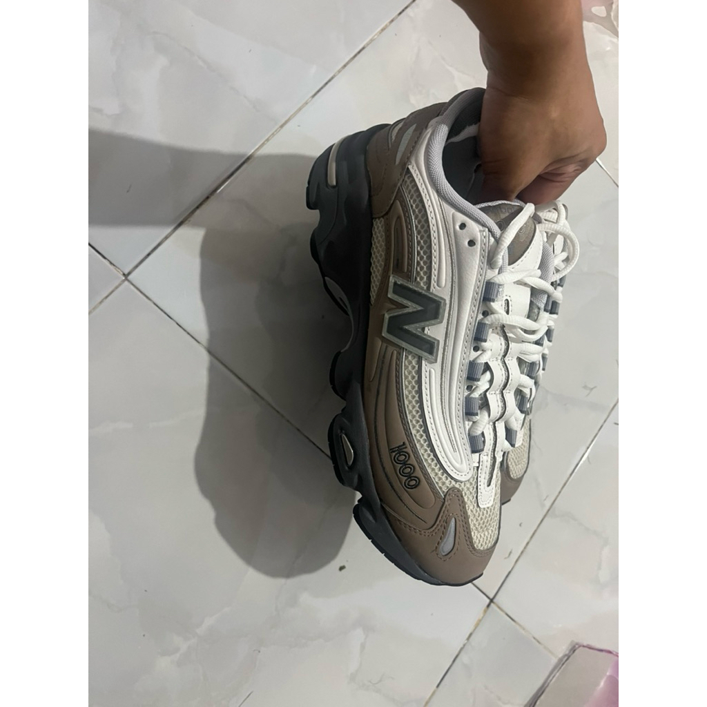 New Balance 1000 brown kalcer