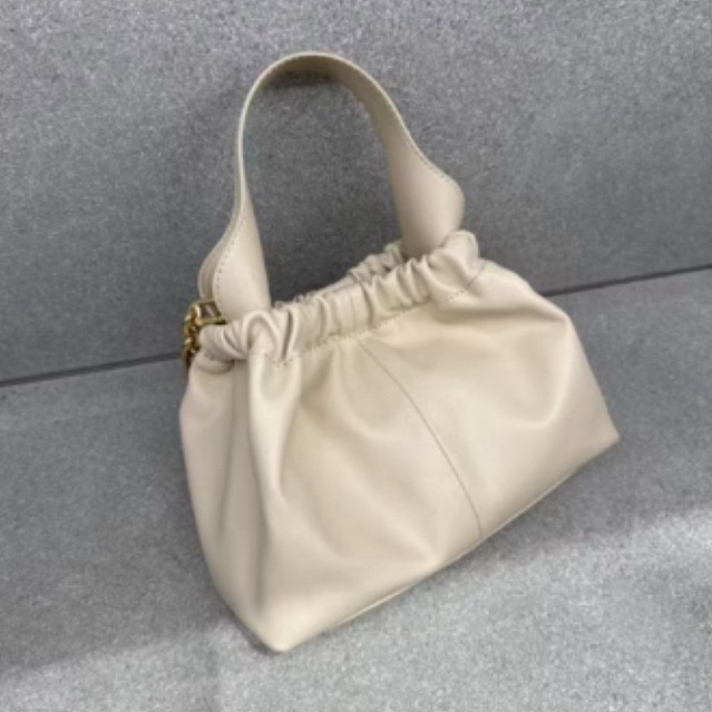 Preloved tas charles and keith