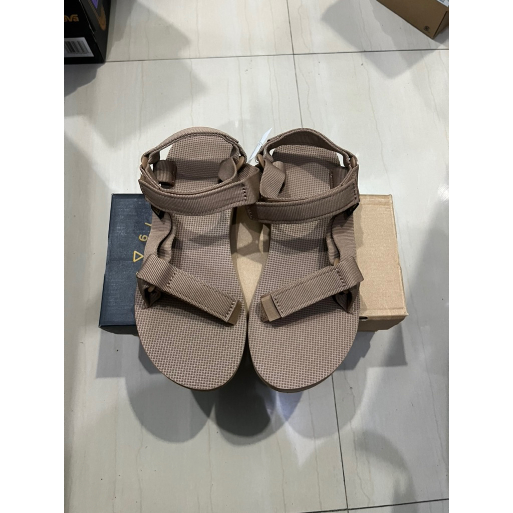 Sandal Teva Universal Brown 100% Original