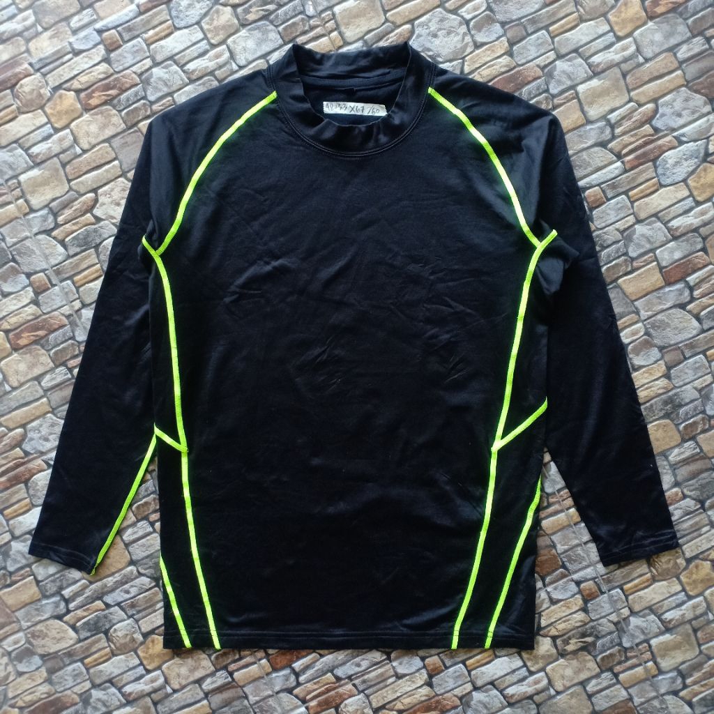 Kaos pria lengan panjang branded original preloved