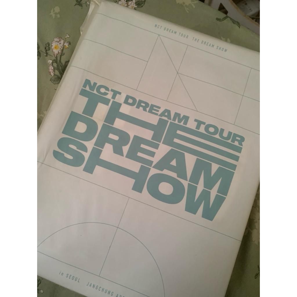 PHOTO BOOK TDS & PHOTO BOOK DREAM A DREAM MARK NCT DREAM NCT 127