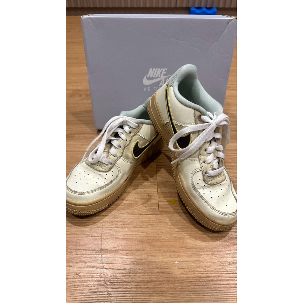 PRELOVED !!! Sepatu Anak Original 100% Nike Air Force 1 LV8