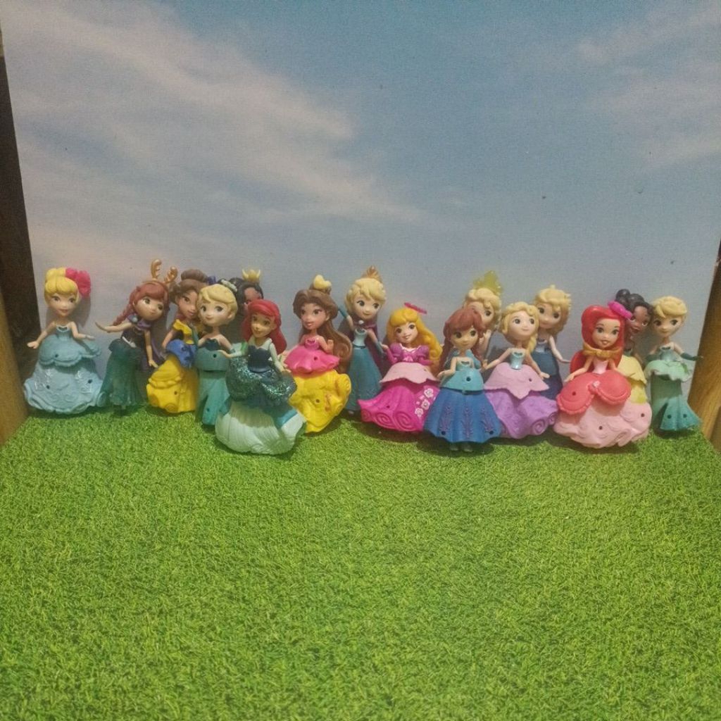 Disney Princess Little Kingdom Polly Pocket Snap
