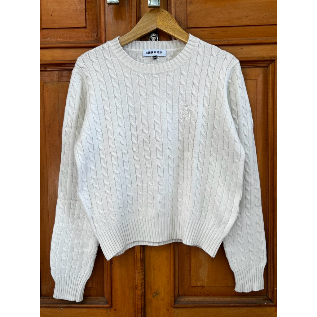 Sweater cable GENERAL IDEA warna broken white
